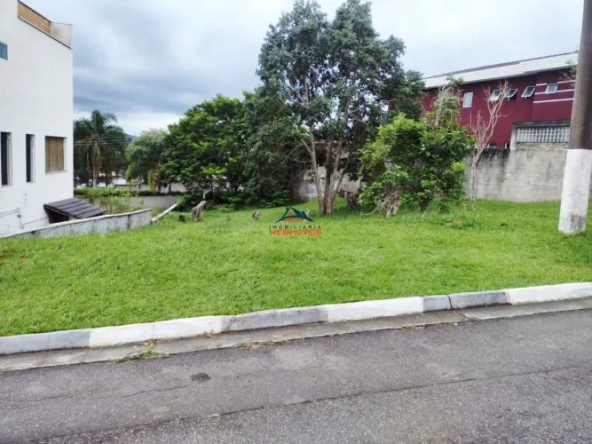 Terreno de 750m² em Condomínio de Luxo em Vargem Grande Paulista-SP, no bairro Paysage Ver