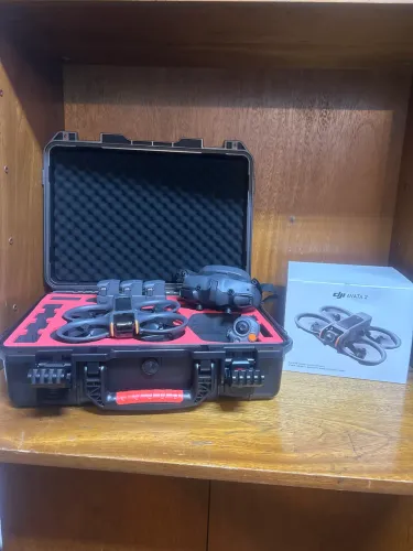 DJI Avata 2 Fly More Combo Completo c/ 3 Baterias - R$ 7.990