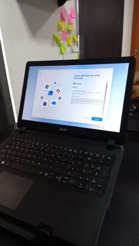 Notebook Acer (900 reais)