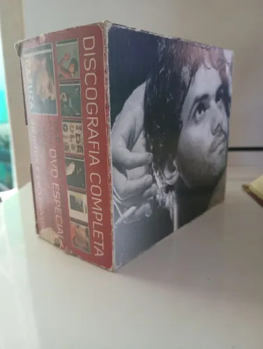 BOX CDS CAZUZA