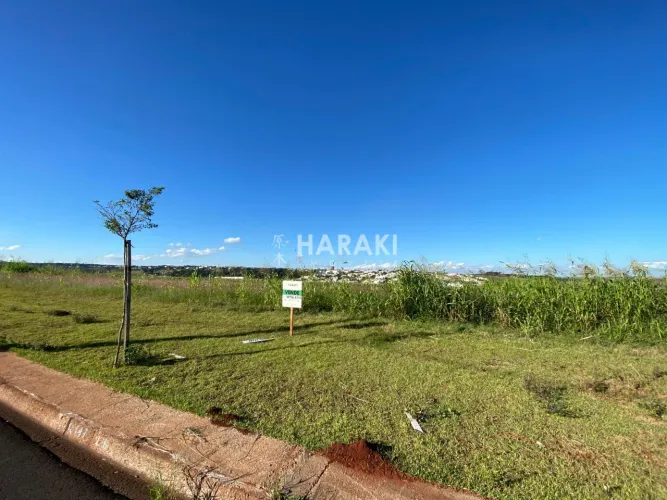 Terreno a venda no Jardim Castanheira - Maringá/PR