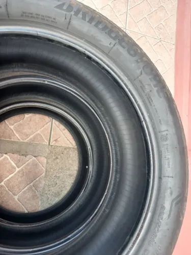 Pneus Bridgestone aro 18