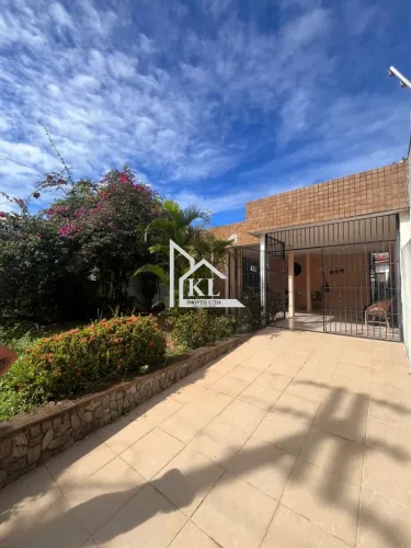 Grande Oportunidade de Investimento - Casa - Perfeita Localização - Morro Branco