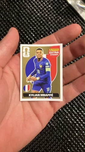 Mbappé ouro