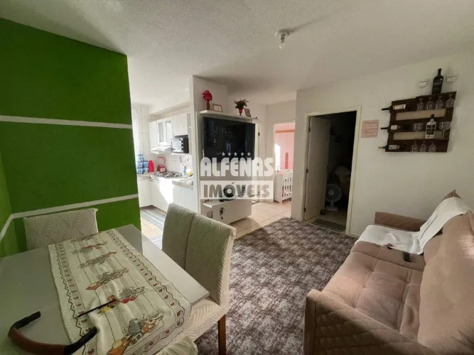 Apartamento à venda 2 quartos no Bairro CENTRO