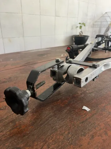 Suporte Transbike V De Engate Bola Reboque Para 3 Bikes