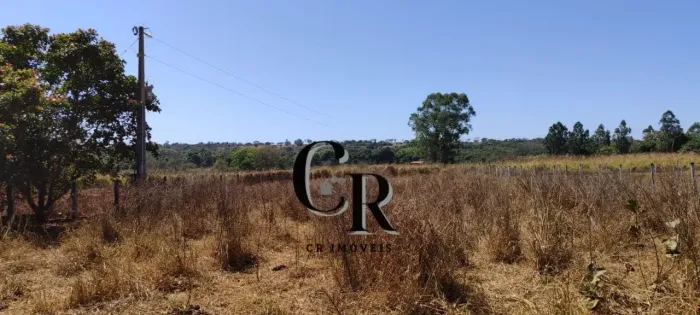 chacara em varjao