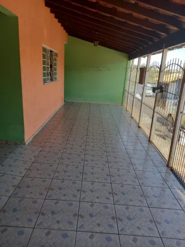 Vende-se casa no Mary Dota- ótima localização