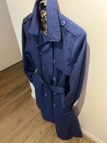 Desapego Parka feminino em excelente estado de conservação R$ 80,00!!!