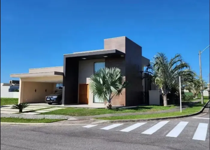 Casa à Venda no Condomínio Alphaville, Cabo Frio!