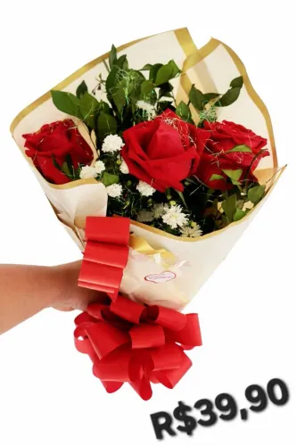 Bouquet romântico 03 rosas R$39,90