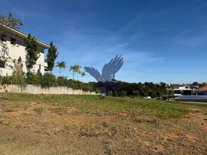 Terreno a venda no Condomínio Pedra Alta em Sousas