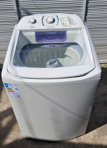 Máquina de lavar 16kg em ótimo estado de uso 