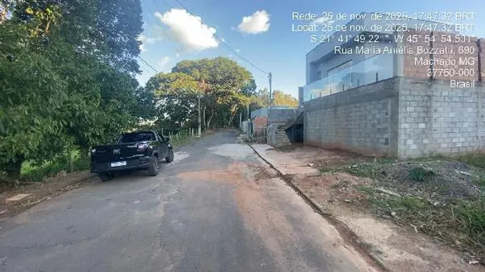 Imóvel com potencial Terreno em Machado - MG, N. SN LT 27 QD 27, 300,48m² | Venda Online