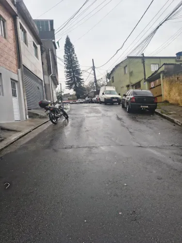 Casa em excelente localização, para casal 