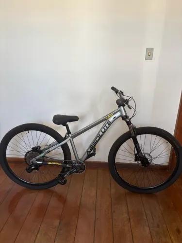 Bicicleta Absolute Nero 5