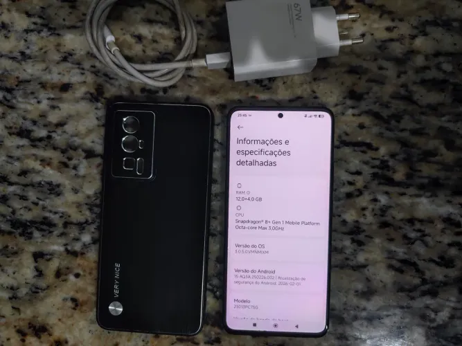 Poco F5 PRO 