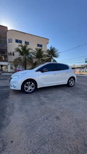 Peugeot 208 Griffe 1.6 Flex 16V 5P Mec. 2015