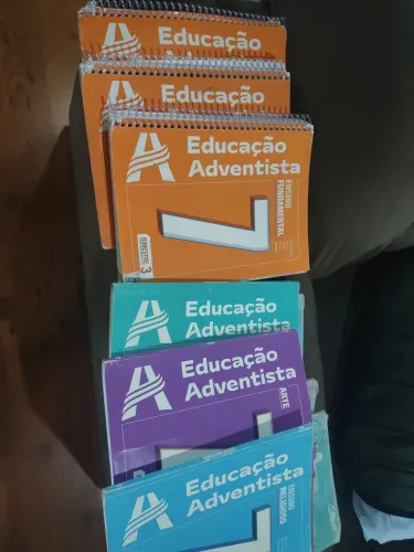 Livros colégio adventista 7 ano