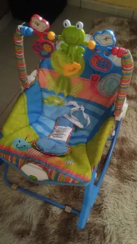 Cadeira de balanço bebê