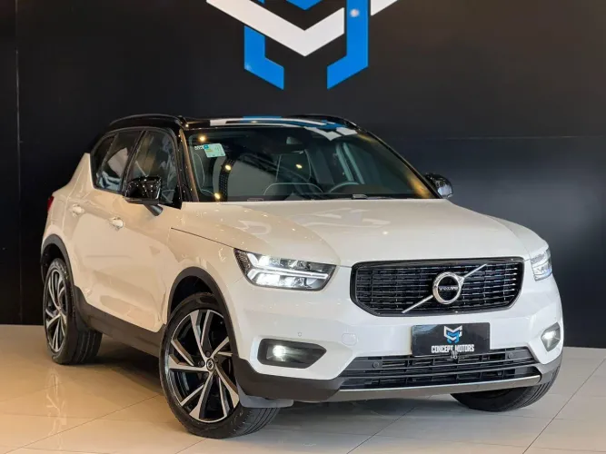 Volvo XC40 T-5 R-design 2.0 252cv AWD 2019