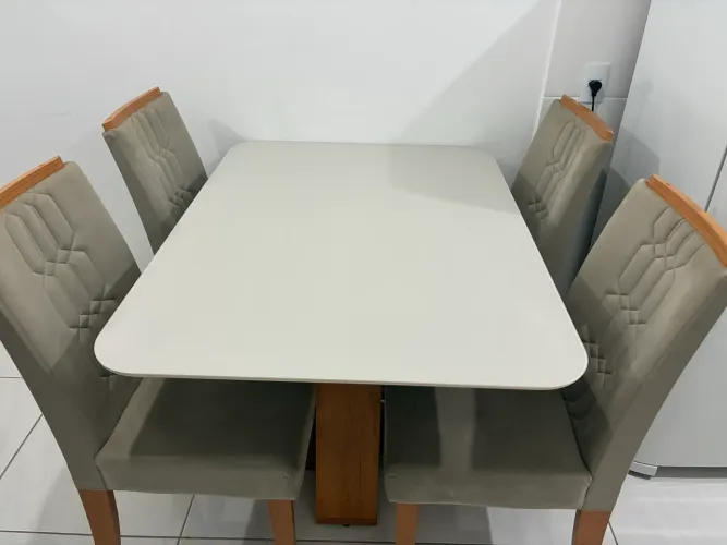 MESA 4 lugares