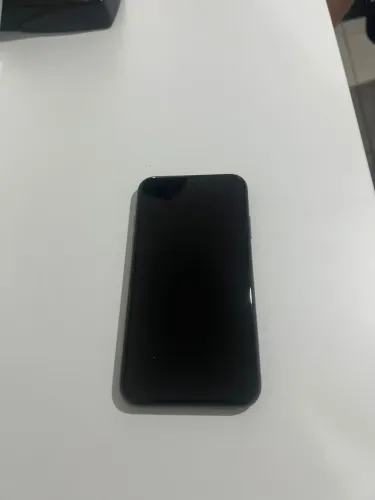 iPhone 11 preto seminovo único dono