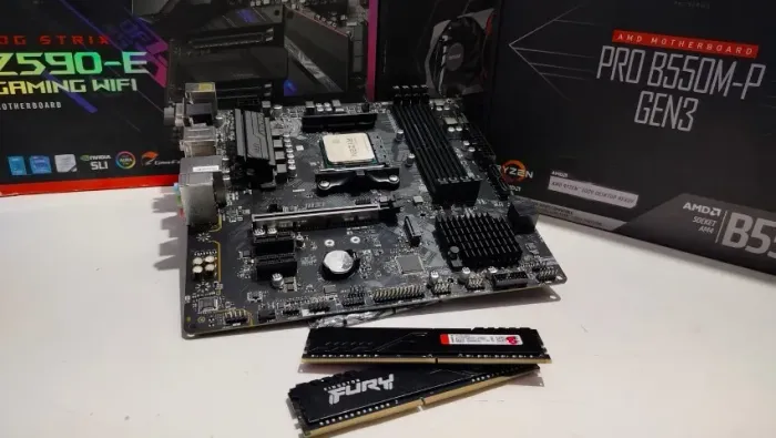Kit Ryzen 5 5600 XT + B550 MSI + 16 GB RAM DDR4 3200MHZ ,CL 16.