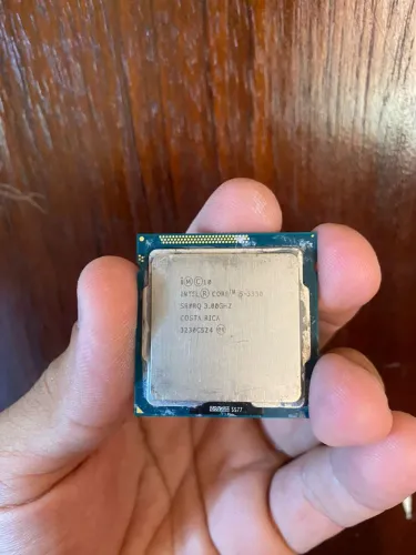 Processador i5 3330, 2 pentes ddr3 4gb