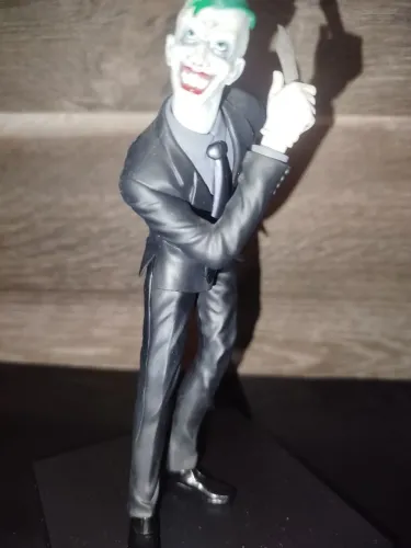 Coringa Joker 1/10 Kotobukiya Endgame