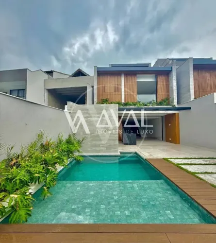 Casa contemporânea em condomínio de luxo na Barra da Tijuca, primeira locação, com 360 m²