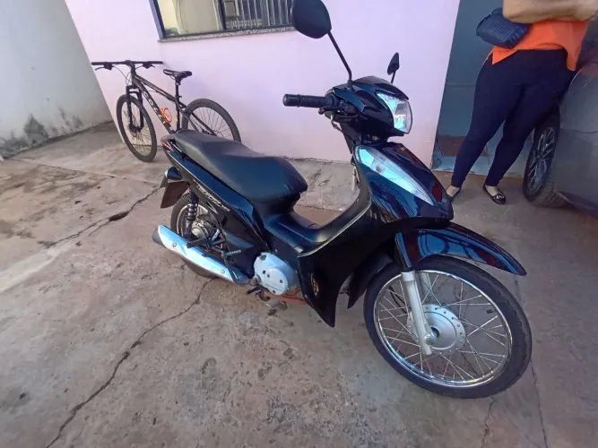 Moto top