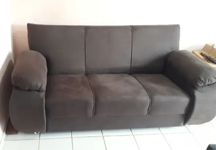 Sofá de 2 metros no suede chocolate 