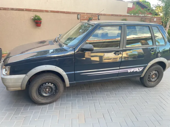 Fiat Uno Mille WAY Economy 1.0 F.flex 4P 2011