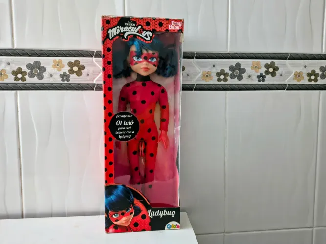 Boneca Miraculous Ladybug 53 Cm