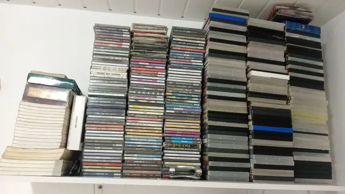 Cd,dvd,lps e livros a venda(a partir de 15,00)