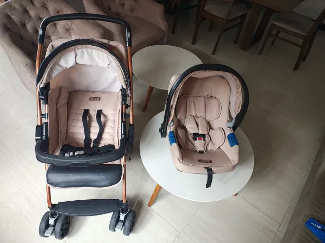 Carrinho e bebê conforto Burigotto