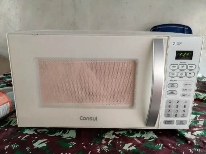 Microondas consul CMA20