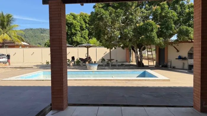 Terreno em condomínio fazenda frios 8,5x20
