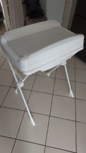 Banheira com trocador acoplado e redutor