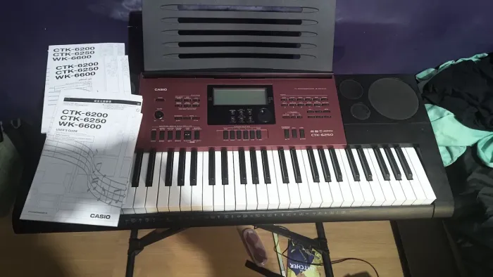 Teclado Casio CTK-6250 Completo na Caixa - Estado de Novo + Suporte