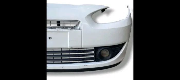 Para Choque Dianteiro Completo sem Emblema de Renault Fluence 2011/2014