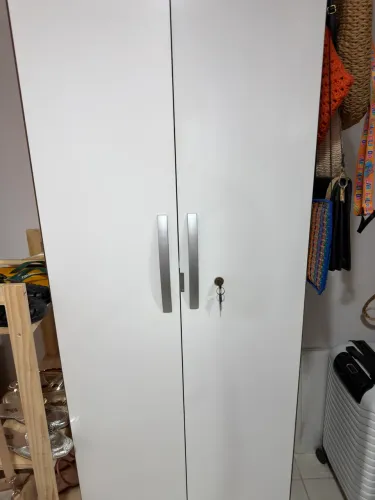 Armário multiuso