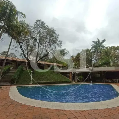 Fazenda/Sítio com 7 Quartos e 8 banheiros à Venda, 621 m² por R$ 9.800.000