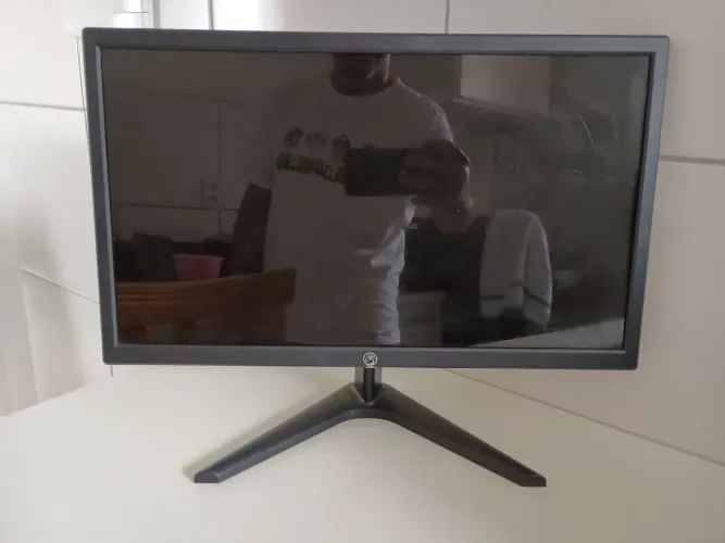 Monitor Led 20 Brazil Pc 20wv 75Hz Preto Widescreen