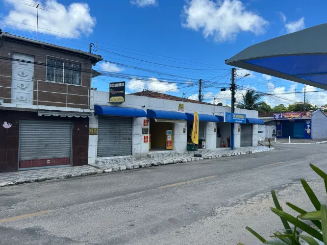 Sala comercial em Tambay