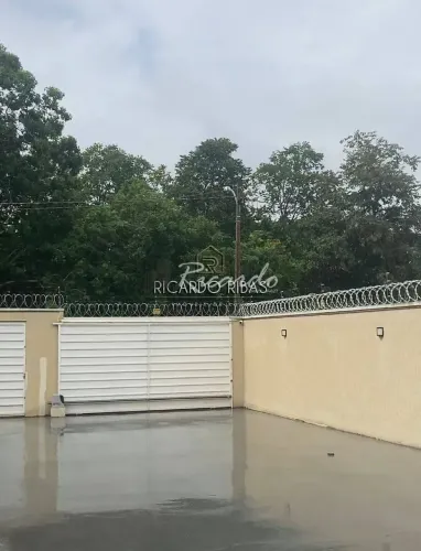 Casa à venda 4 Quartos, 4 Suites, 1400M², Setor Central, Aruanã - GO