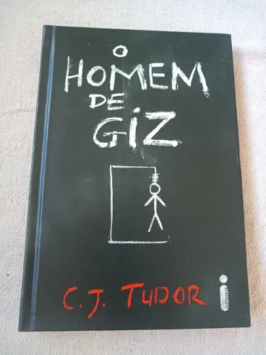 Livro o Homem de Giz- C.J.Tudor