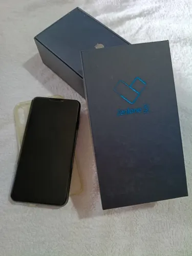 CELULAR ASUS 5 COMPLETO