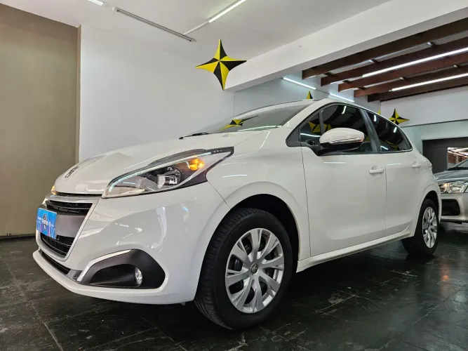 Peugeot 208 Active Pack 1.2 Flex 12V 5P Mec. 2017